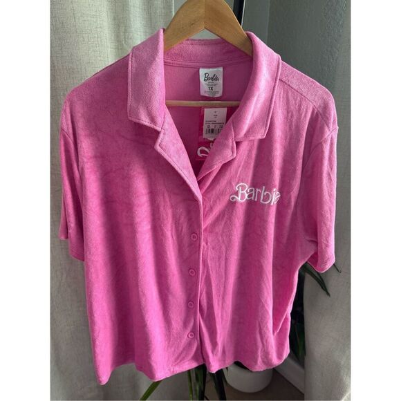 Barbie Pink Top Womens XL Terry Cloth‎ Button Up Short Sleeve Crop Shirt New 1X - Picture 1 of 5